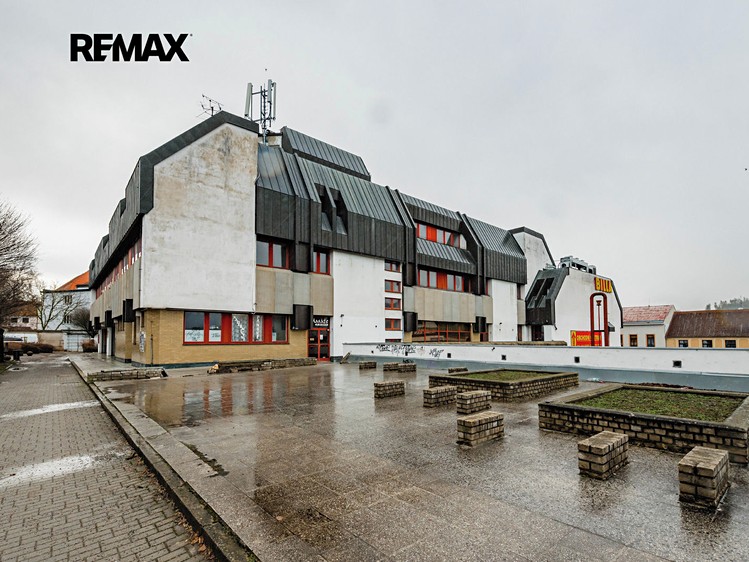 Комерційне приміщення в оренду, 1 305 м² (4 з 25)
