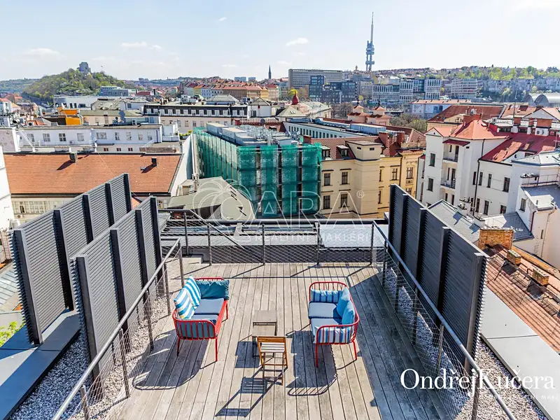 Prodej bytu 2+kk 61 m², Praha – náhled fotky 1