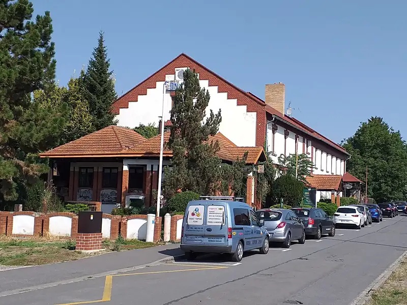 Prodej komerční nemovitosti 950 m², Opava – náhled fotky 3