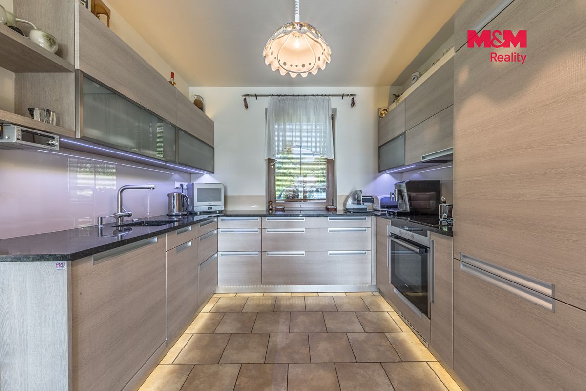 Prodej rodinného domu 115 m², pozemek 3074 m² – fotografie 4