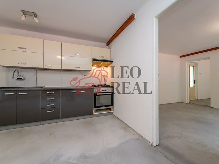 Будинок на продаж, 321 м² (7 з 28)