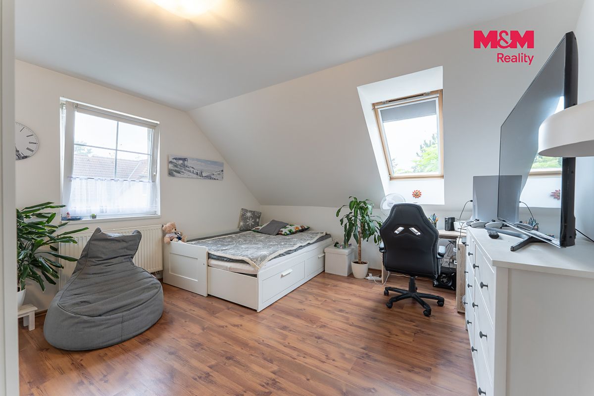 Pronájem rodinného domu 128 m², pozemek 714 m² – fotografie 4