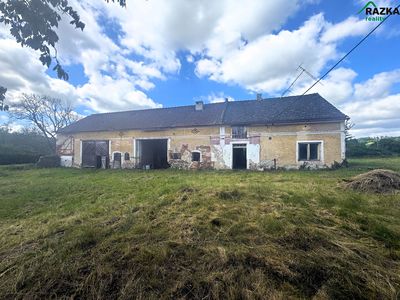 Prodej rodinného domu 181 m², pozemek 2414 m²