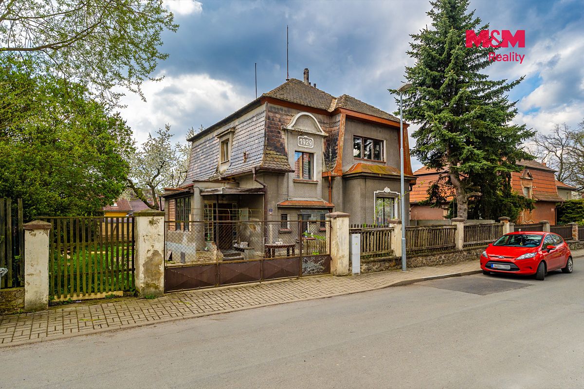 Prodej rodinného domu 185 m², pozemek 532 m² – fotografie 2