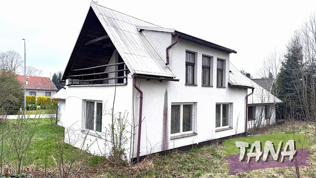 Prodej rodinného domu 250 m², pozemek 580 m²