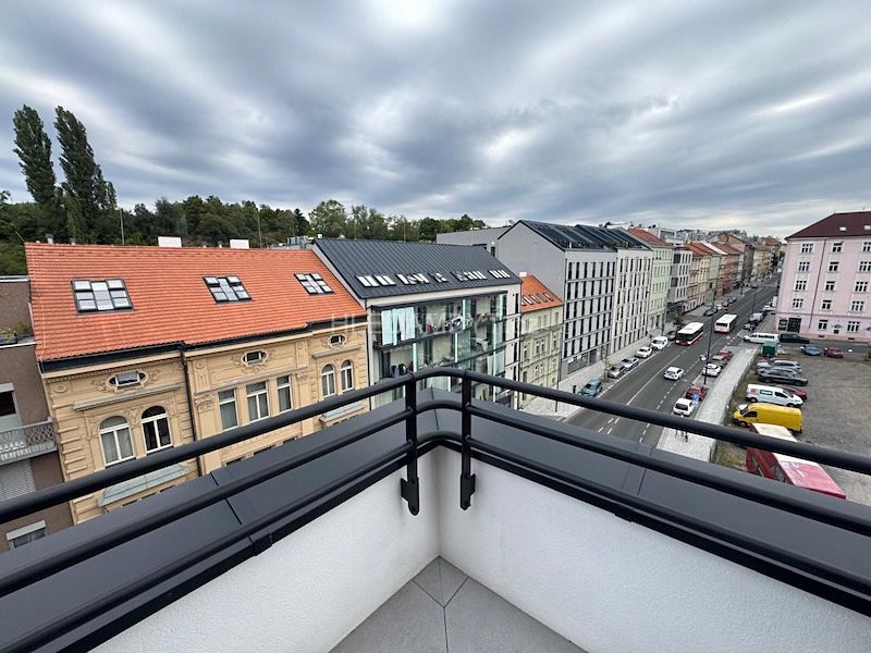 Pronájem bytu 1+kk 35 m² – fotografie 4