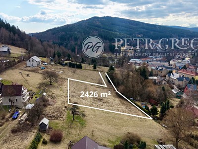 Prodej  stavebního pozemku 2 426 m²