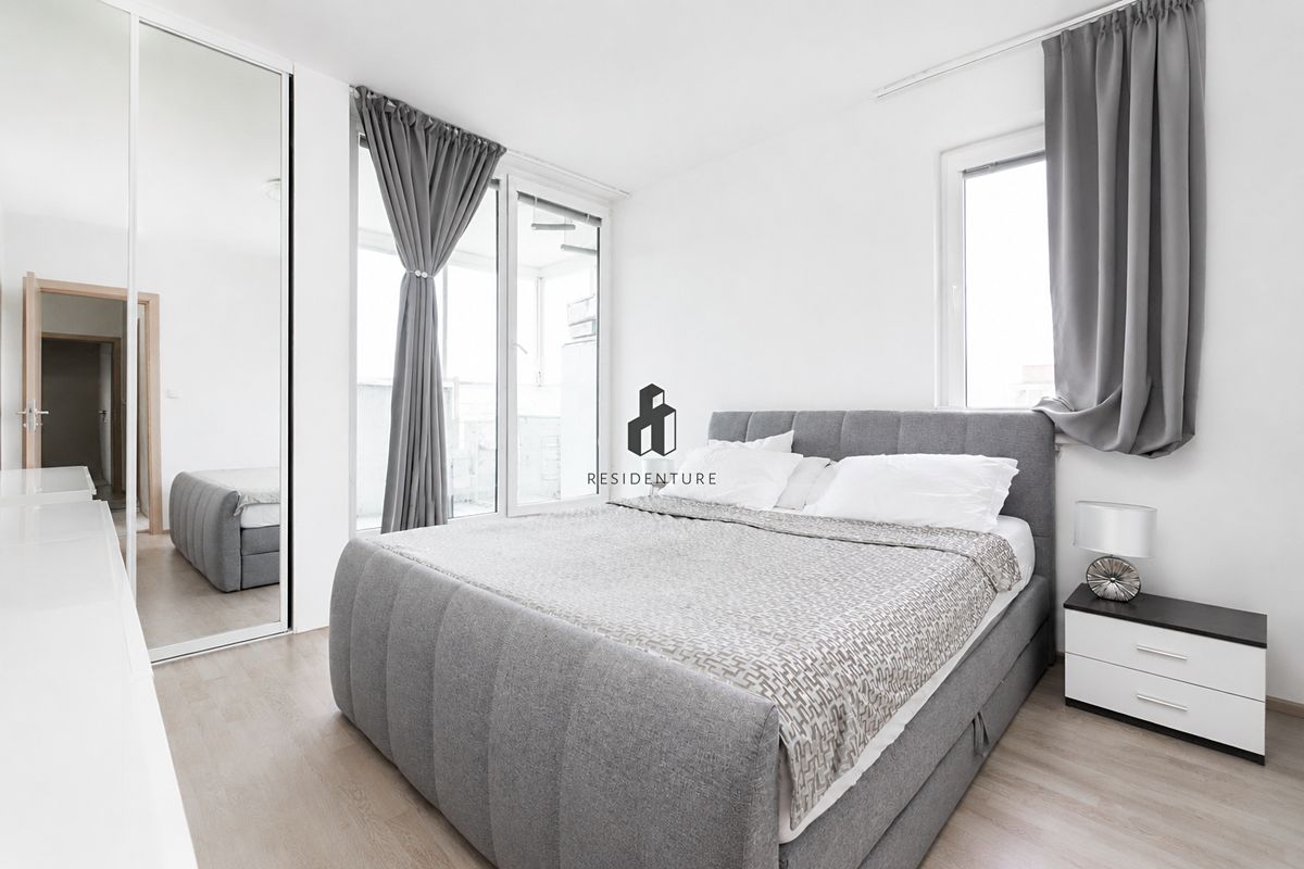 Pronájem bytu 3+kk 70 m² – fotografie 3
