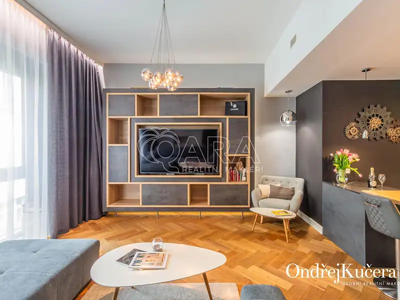Prodej bytu 2+kk 61 m², Praha – náhled fotky 2