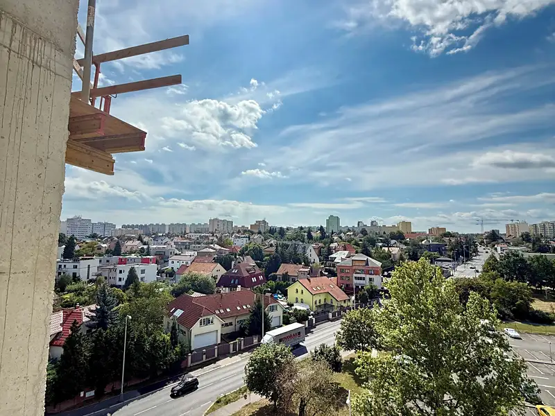 Prodej bytu 1+kk 30 m², Praha – náhled fotky 3