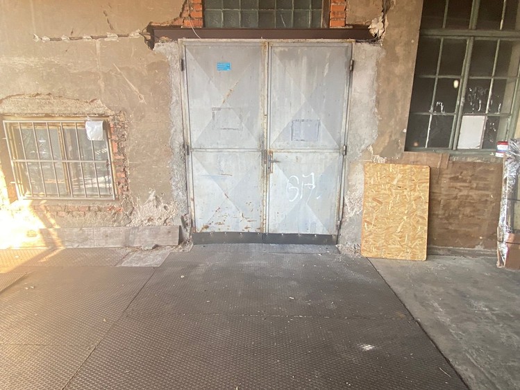 Комерційне приміщення в оренду, 1 322 м² (7 з 17)