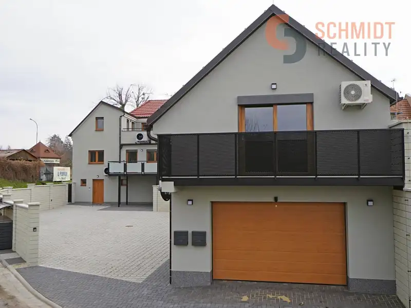 Prodej vícegeneračního domu 120 m², pozemek 89 m², Valtice – náhled fotky 1