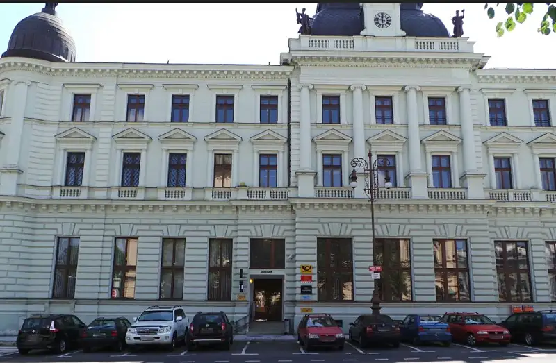 Pronájem kanceláře 266 m², Liberec – náhled fotky 1