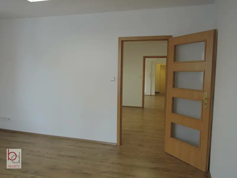 Pronájem kanceláře 73 m², České Budějovice – náhled fotky 2