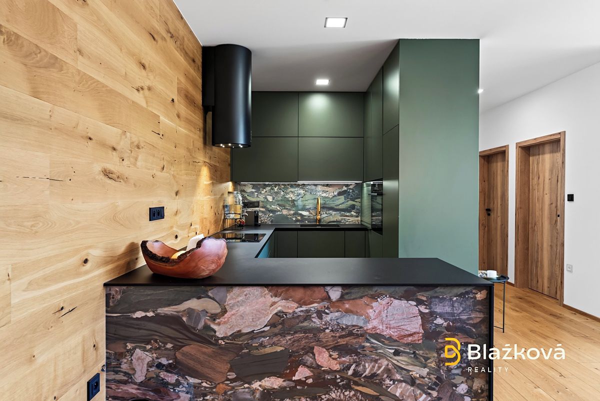 Prodej bytu 5+kk 183 m² – fotografie 2