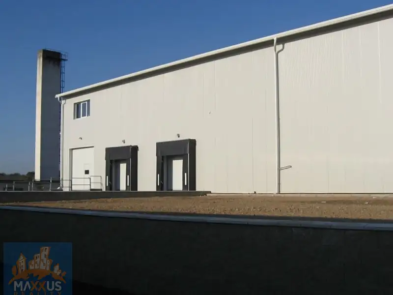 Pronájem skladového prostoru 1762 m², Žižice – náhled fotky 2