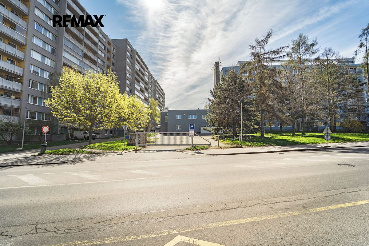 Pronájem obchodního prostoru 661 m² – fotografie 5