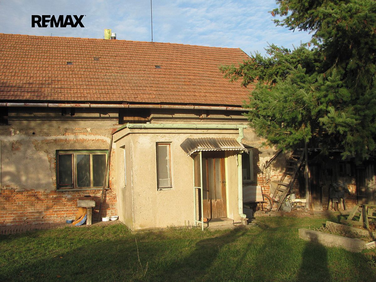 Prodej rodinného domu 160 m², pozemek 3470 m² – fotografie 2