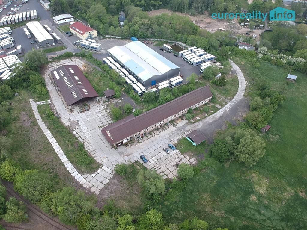 Prodej výrobní haly, prostoru 1000 m²