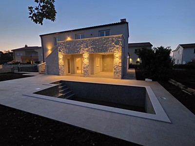 Prodej  rodinného domu 175 m², pozemek 561 m²