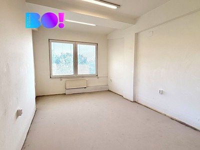 Pronájem komerčního prostoru, 116 m² (2 z 15)