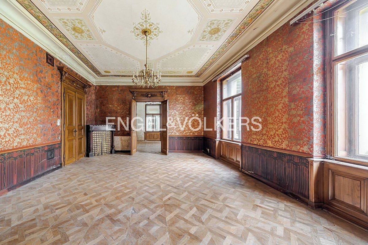 Prodej vily 400 m², pozemek 915 m² – fotografie 2