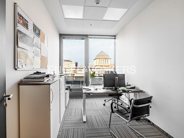 Комерційне приміщення в оренду, 330 м² (7 з 11)