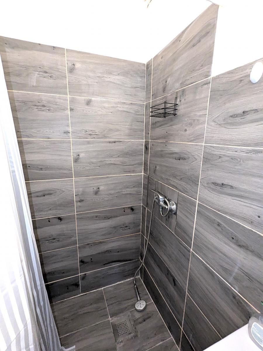 Pronájem bytu 1+kk 32 m² – fotografie 2