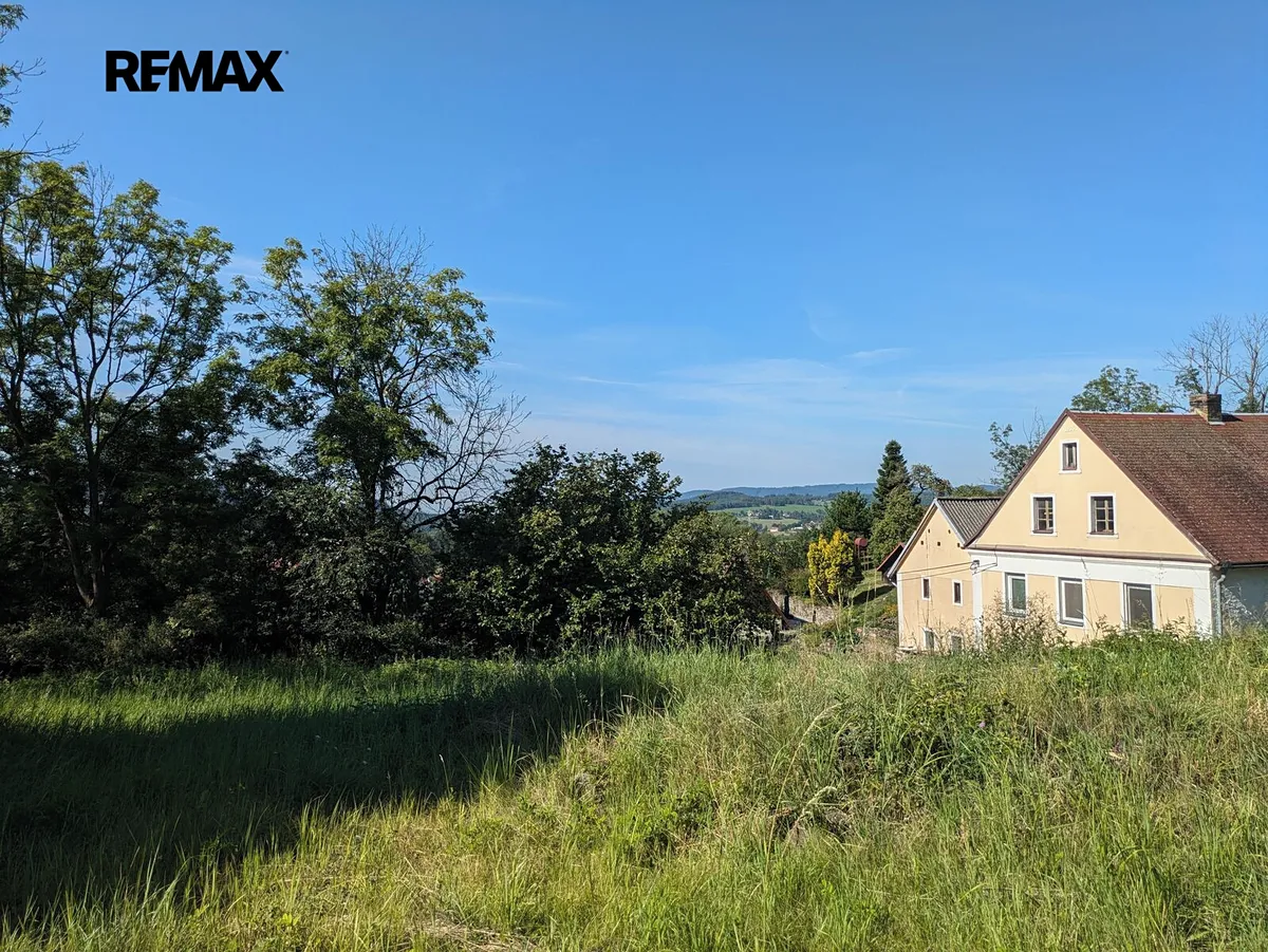 Prodej stavebního pozemku 823 m²