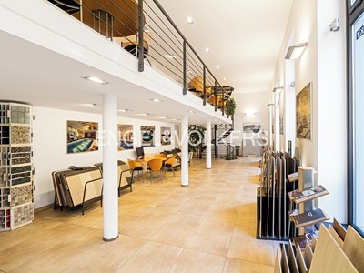 Pronájem komerčního prostoru, 364 m² (2 z 13)