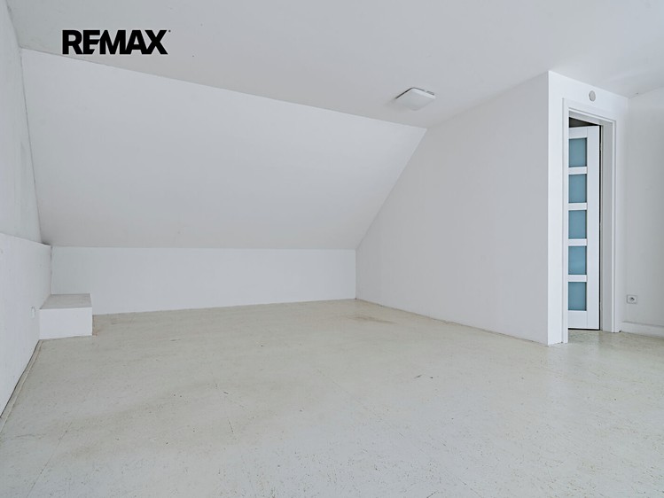 Prodej domu, 95 m² (9 z 25)