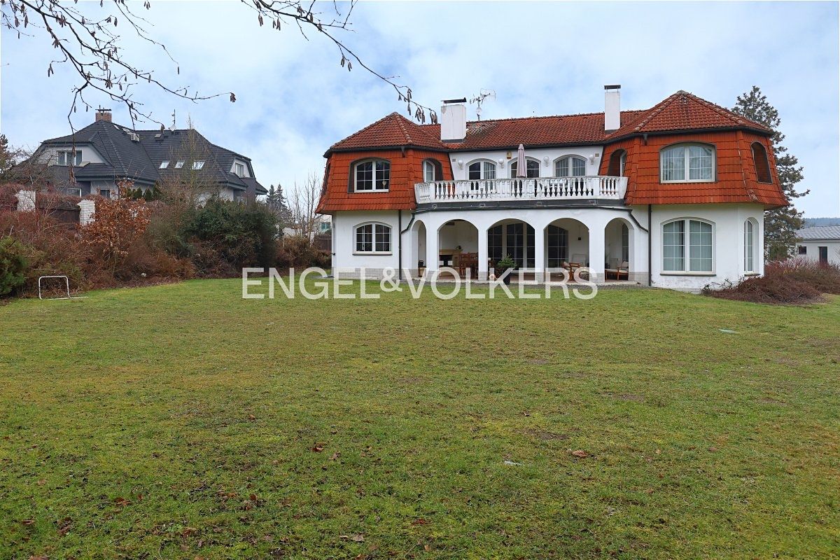 Pronájem bytu 3+kk 88 m²