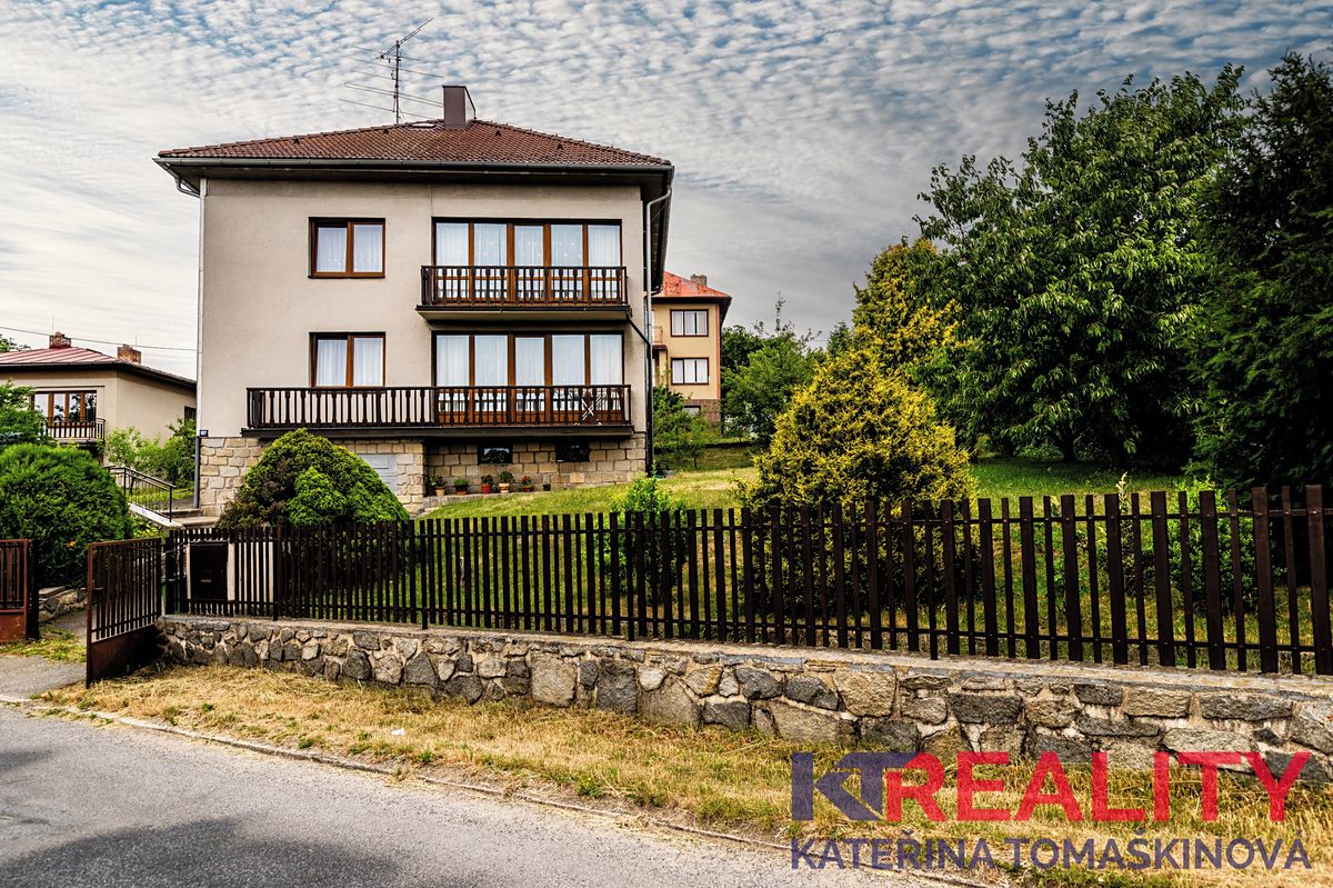 Prodej rodinného domu 153 m², pozemek 796 m² – fotografie 4