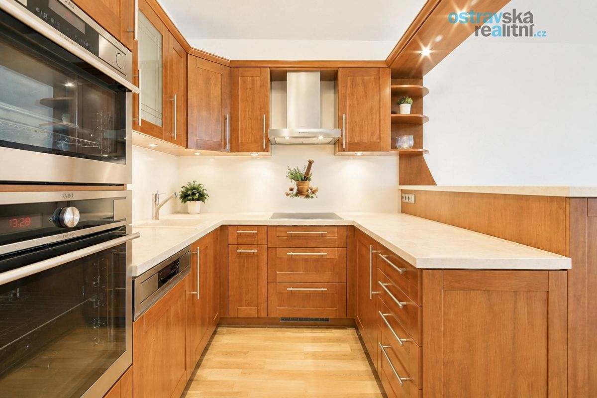 Pronájem bytu 3+kk 89 m² – fotografie 3