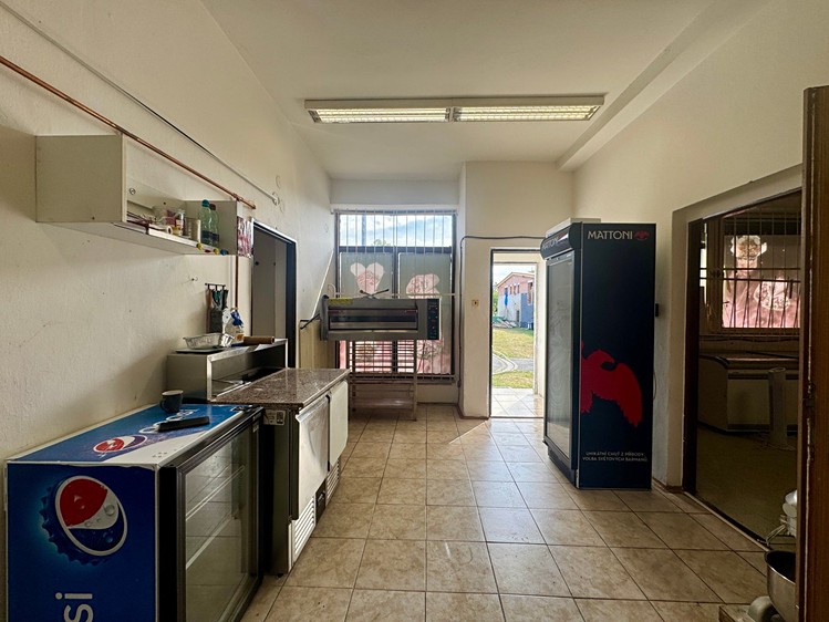Pronájem komerčního prostoru, 110 m² (8 z 19)