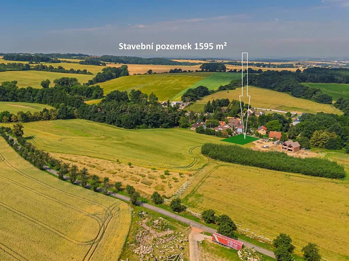 Prodej stavebního pozemku 1595 m²