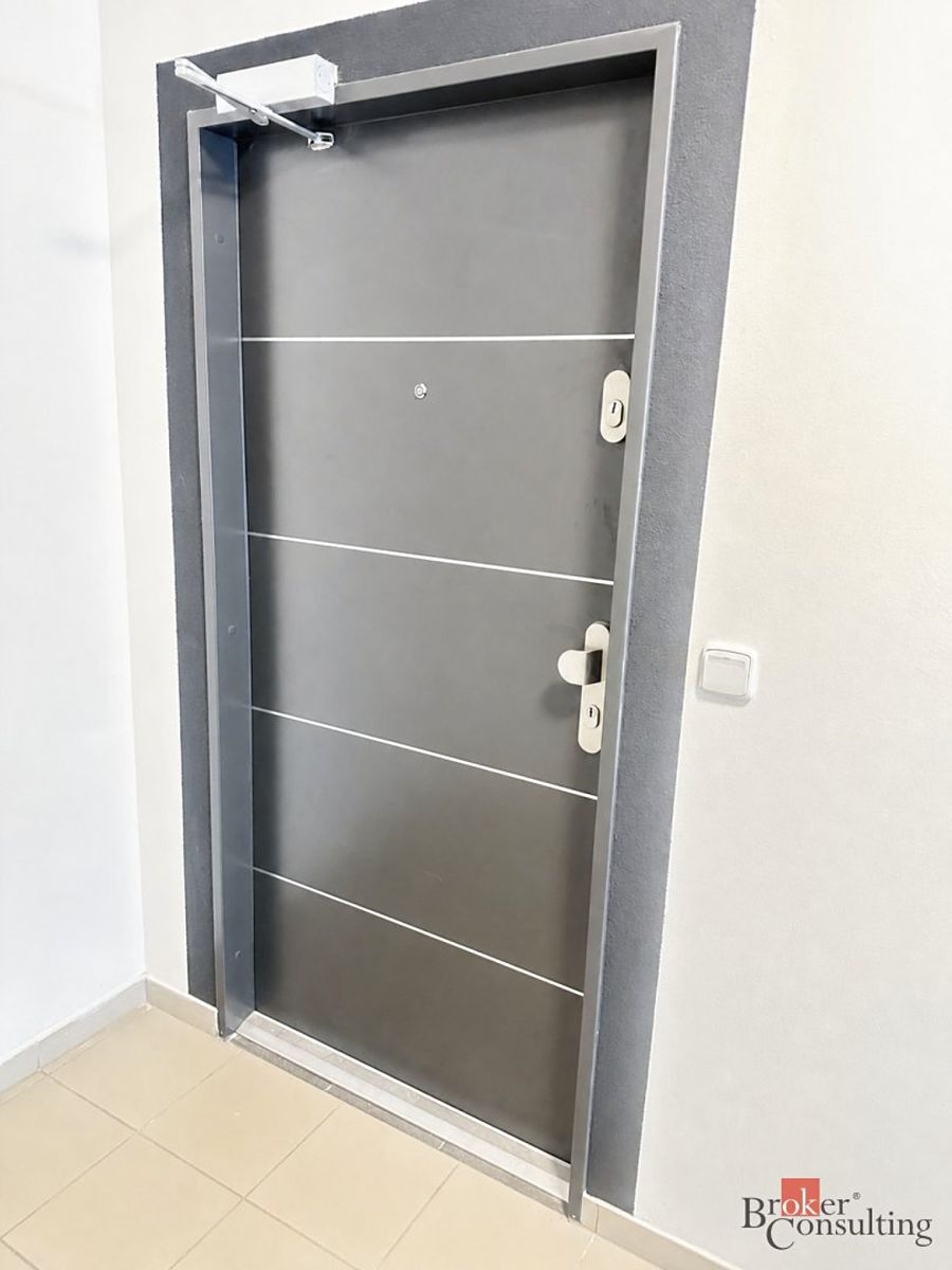 Pronájem bytu 2+kk 60 m² – fotografie 3