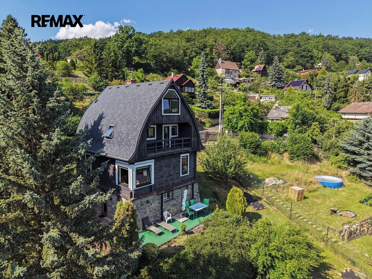Prodej rodinného domu 160 m², pozemek 1474 m²