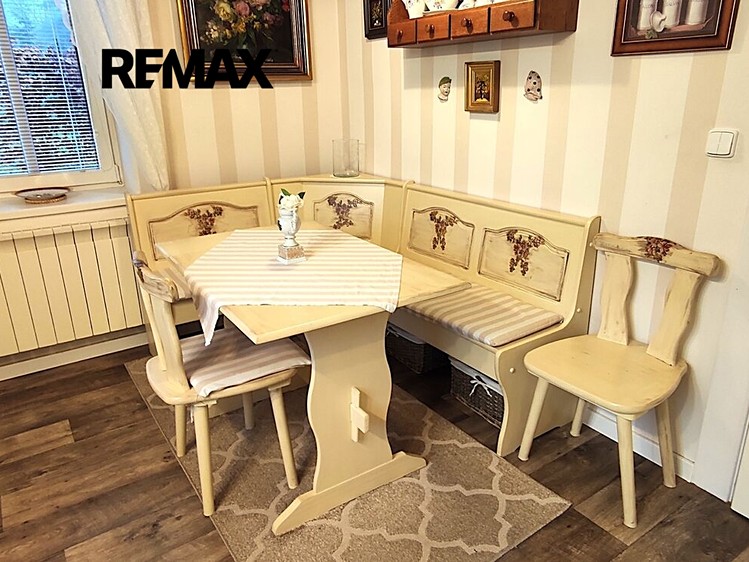 Будинок на продаж, 240 м² (10 з 37)