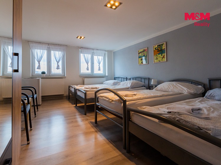 Haus zum Kauf, 1.355 m² (4 von 27)