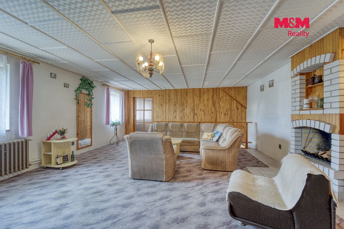 Prodej rodinného domu 137 m², pozemek 670 m² – fotografie 4