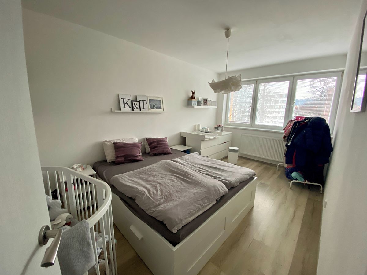 Pronájem bytu 2+kk 66 m² – fotografie 2