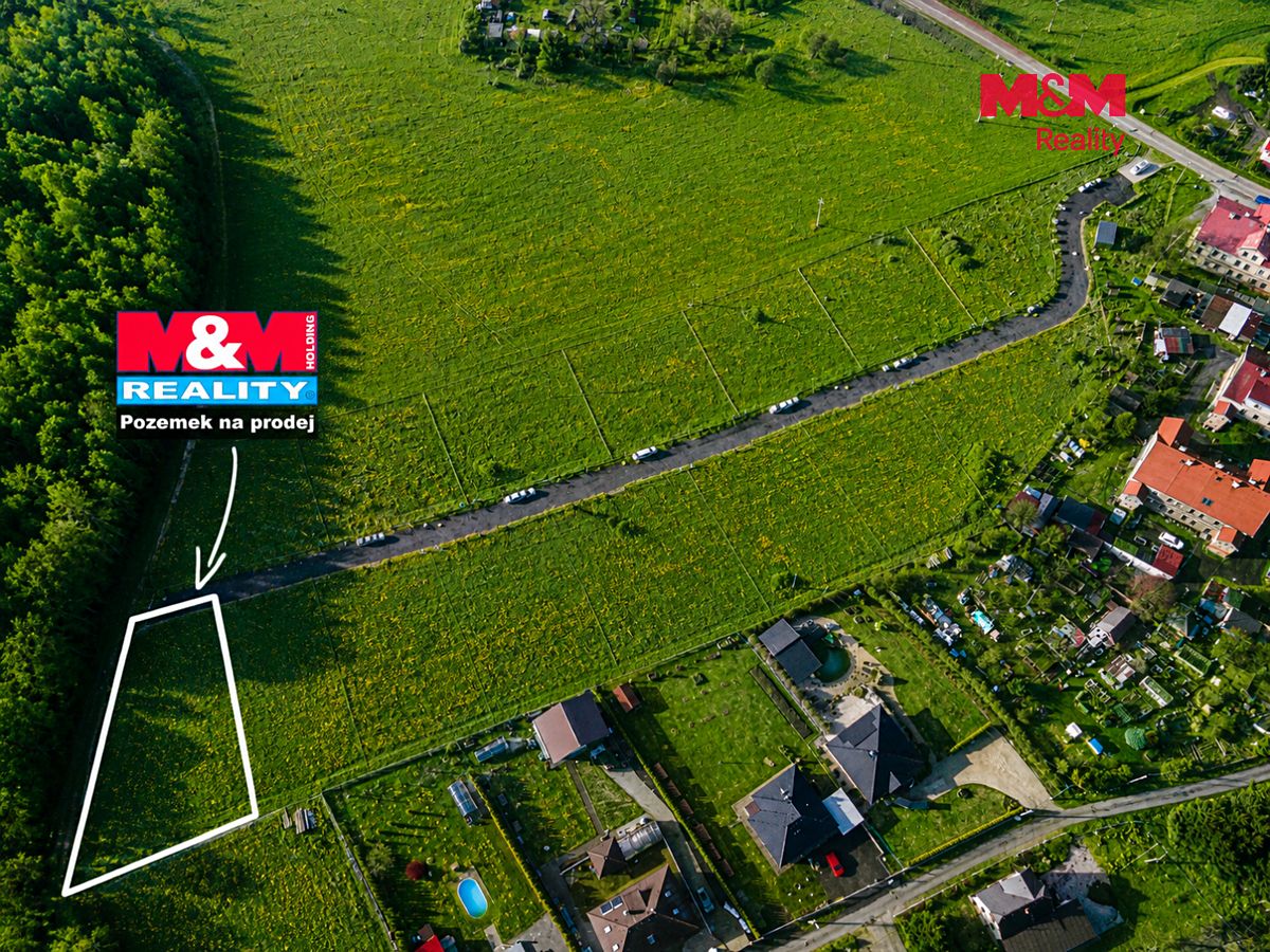 Prodej stavebního pozemku 1102 m² – fotografie 2