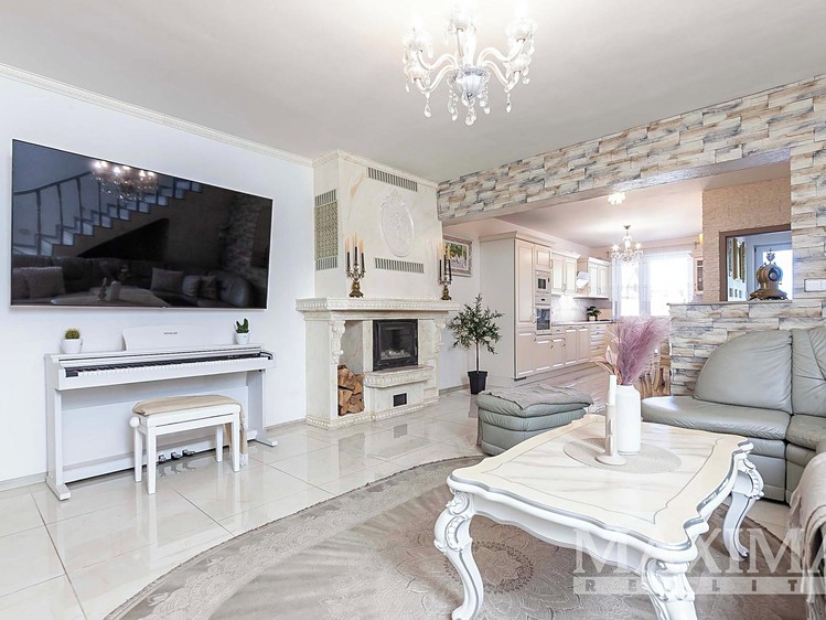 Будинок на продаж, 154 м² (1 з 30)