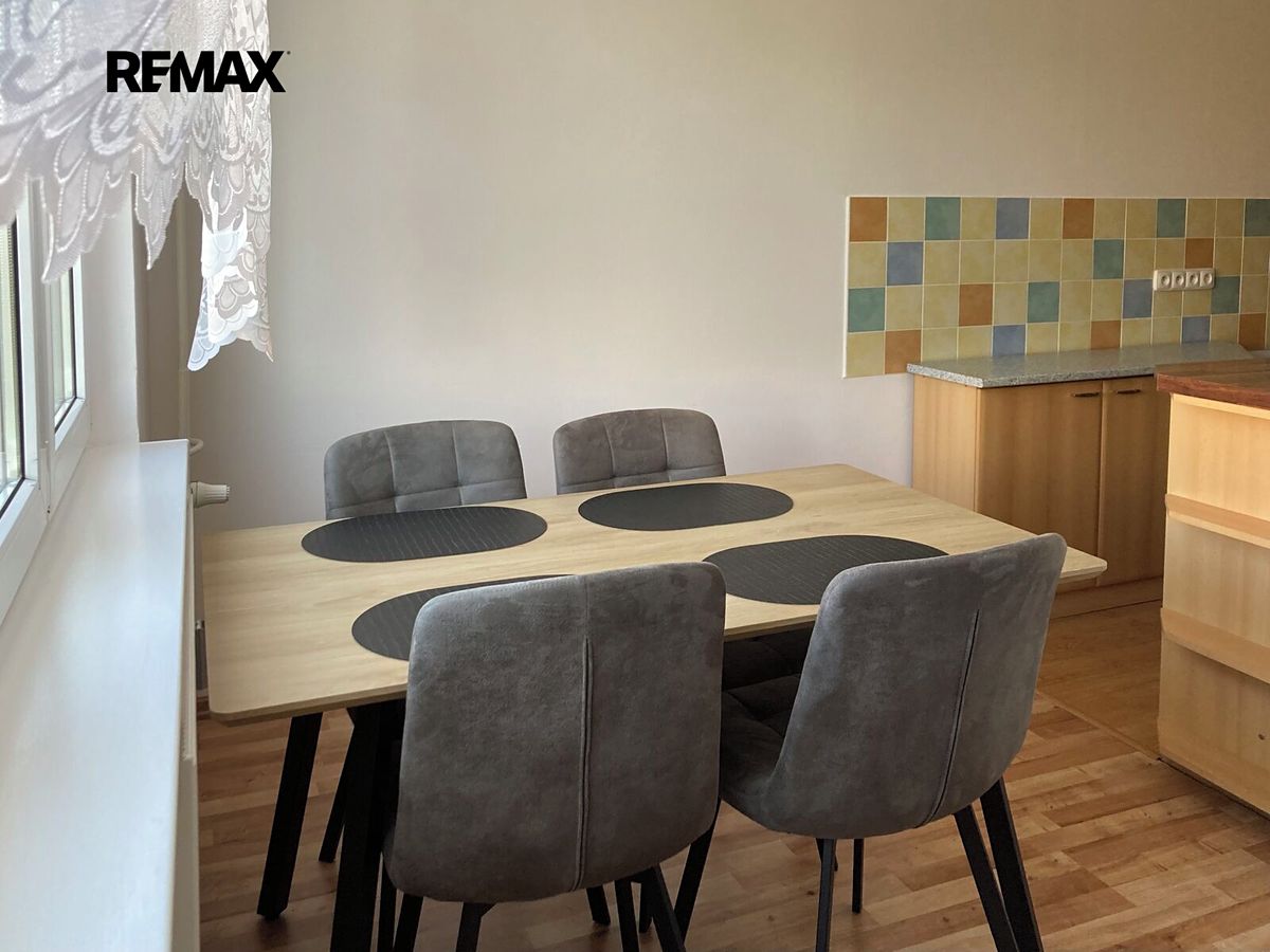 Pronájem bytu 2+1 57 m² – fotografie 2