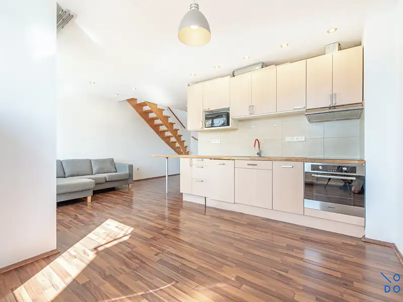 Prodej bytu 2+kk 82 m², Praha – náhled fotky 2