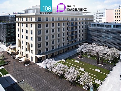 Pronájem kanceláře 653 m²