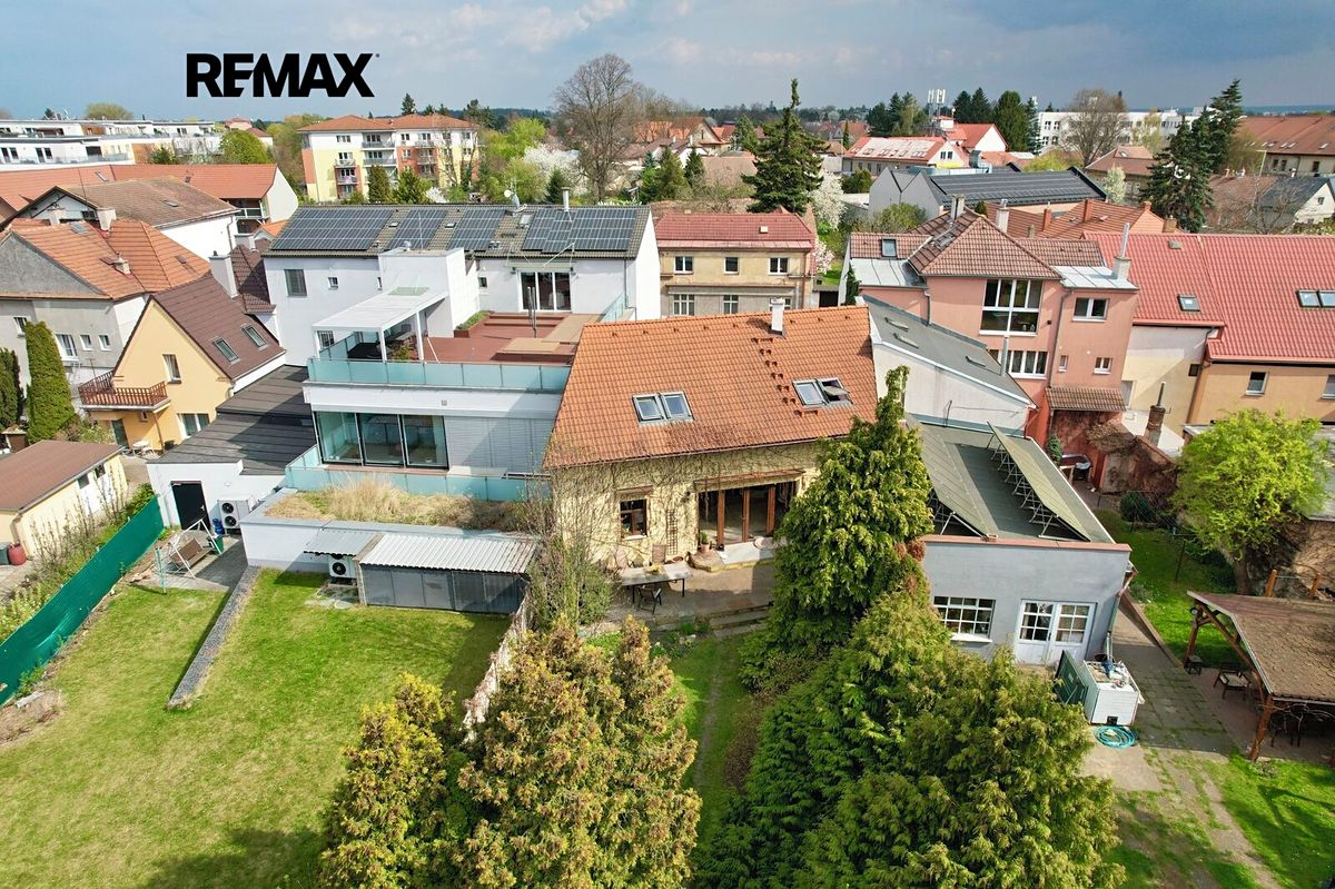 Prodej rodinného domu 190 m², pozemek 830 m²