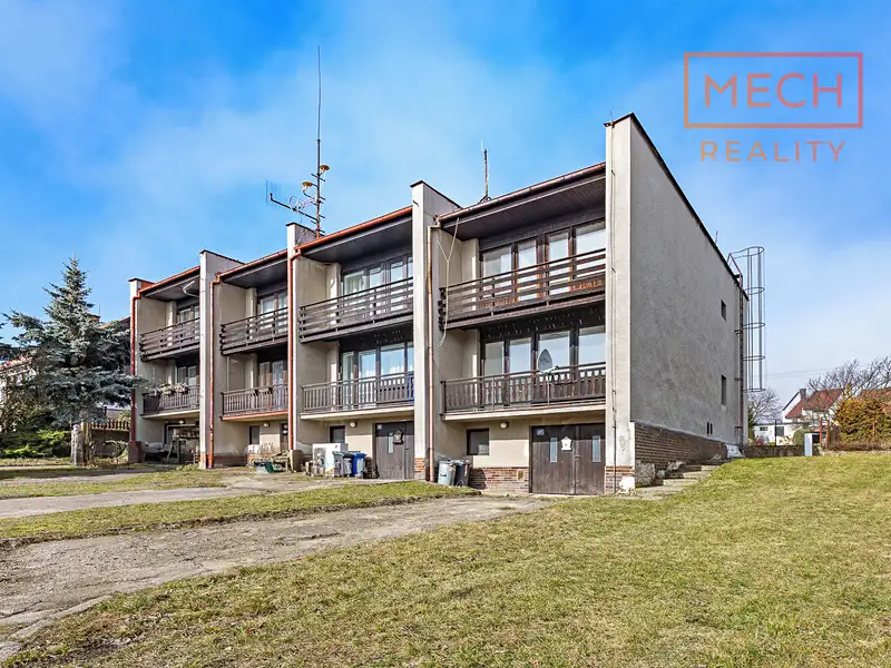 Prodej rodinného domu 158 m², pozemek 335 m², Radonice – náhled fotky 2