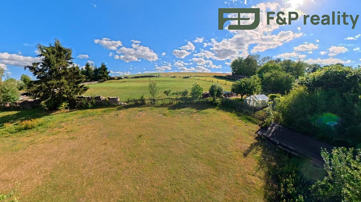 Prodej stavebního pozemku 570 m² – fotografie 3